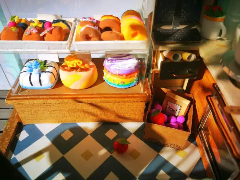 Miniature House Miss Dessert Shop