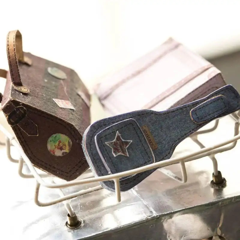 Miniature House Jane's Caravan