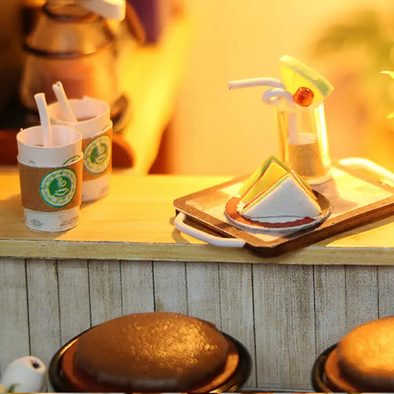 Miniature House Coffee Break